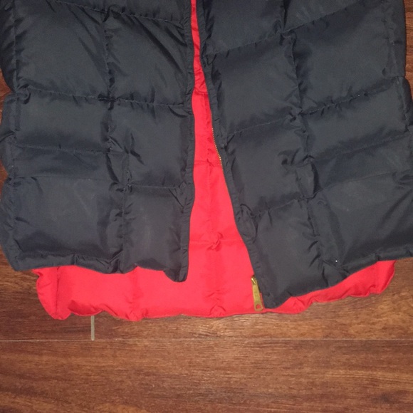 Vest - Picture 2 of 4